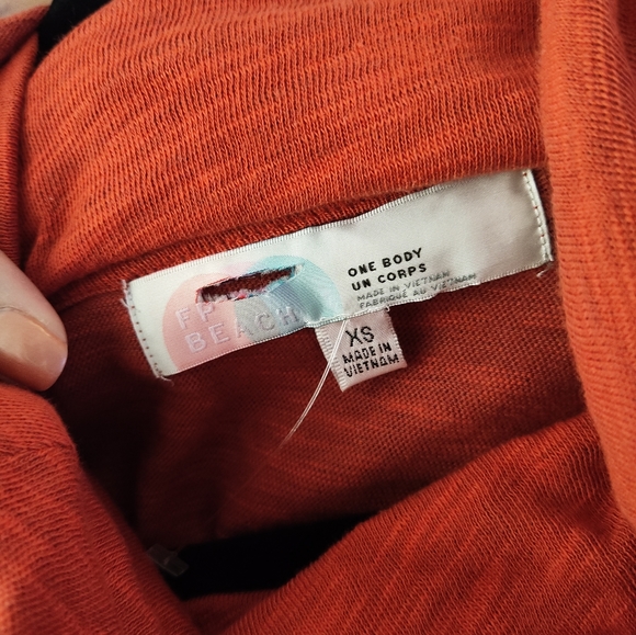 NWOT Free People Beach Burnt Orange Cowls Neck Longsleeve - Picture 6 of 7